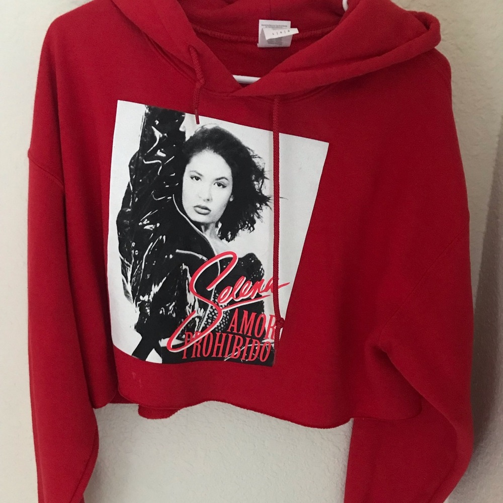 Selena Quintanilla Crop top hoodies